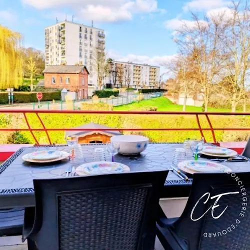 Апартаменты Duplex N5 With Balcony And Parking A Онфлёр